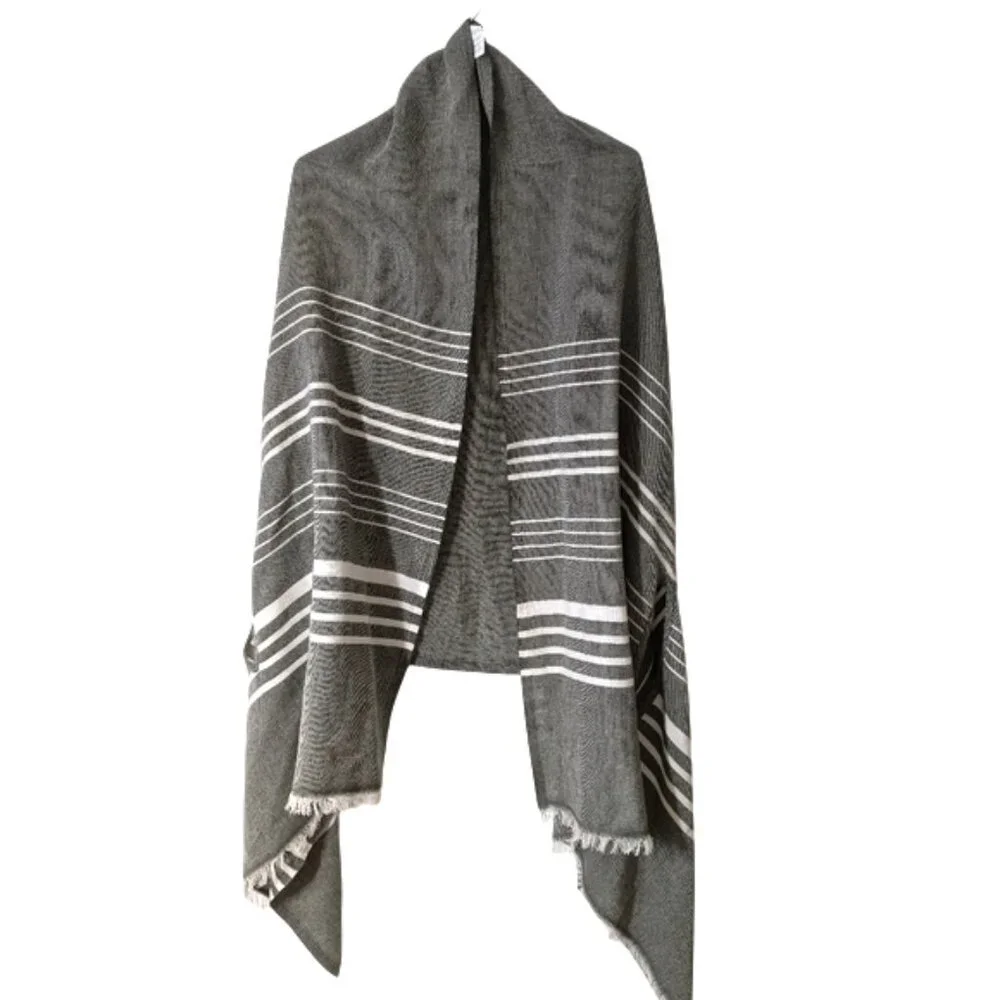 NWOT J.CREW Versatile Poncho Cape Scarf Shawl‎ Wrap in Gray Stripe